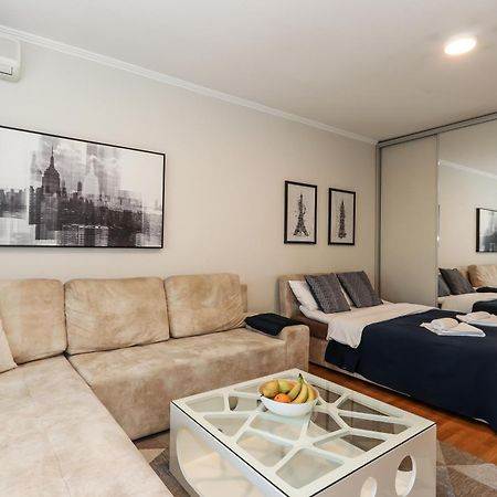 New Belgrade Apartments, Parking 5 Eur Per Day Eksteriør bilde