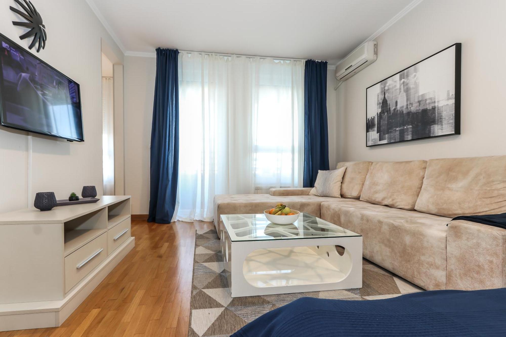 New Belgrade Apartments, Parking 5 Eur Per Day Eksteriør bilde
