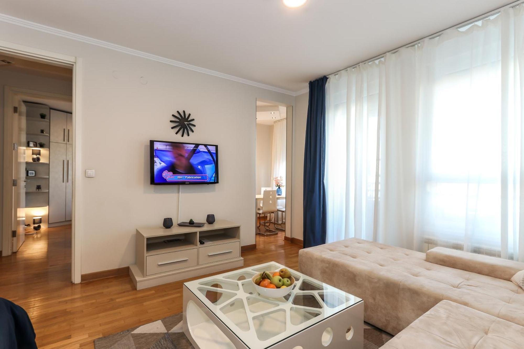 New Belgrade Apartments, Parking 5 Eur Per Day Eksteriør bilde