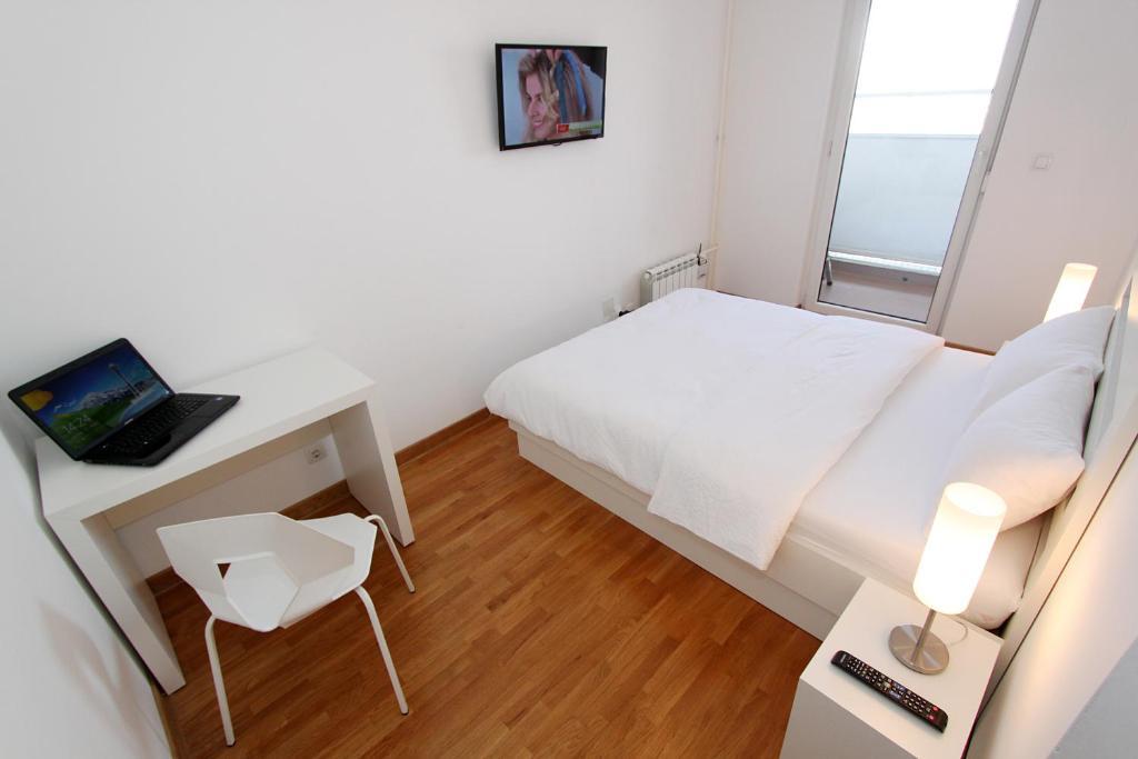 New Belgrade Apartments, Parking 5 Eur Per Day Rom bilde